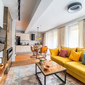 3 Strazyska 21a Apartament
